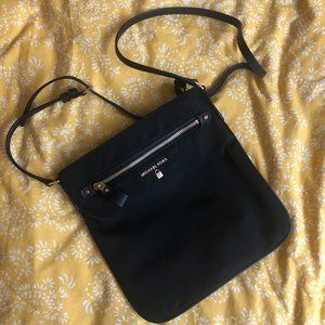 Michael Kors Kelsey Crossover Bag